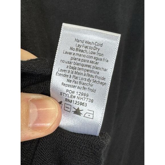 Beyond Yoga Long Sleeve Top Size Medium Black V Neck High Low Hem USA Made - Picture 7 of 7